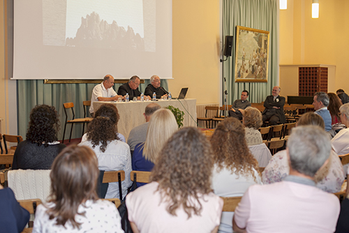 Más de un centenar de profesores y maestros cristianos se reúnen en Montserrat